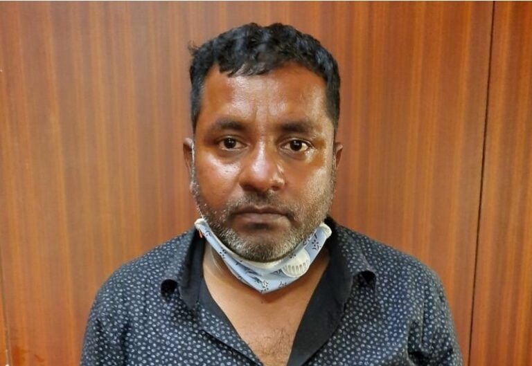 Iqbal Qureshi, Ravi Poojary's aide