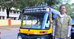 Davangere doctor turned auto driver..