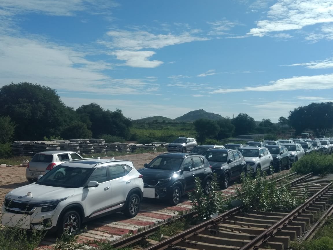 Milestone in automobile transportation to Nepal