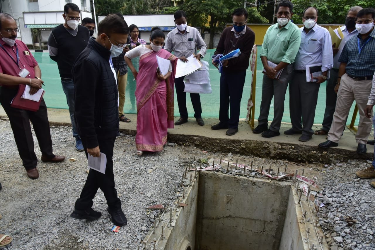 Smart City suffers from staff scarcity! Engineers pass the buck for delays, BBMP administrator tells them to buck up