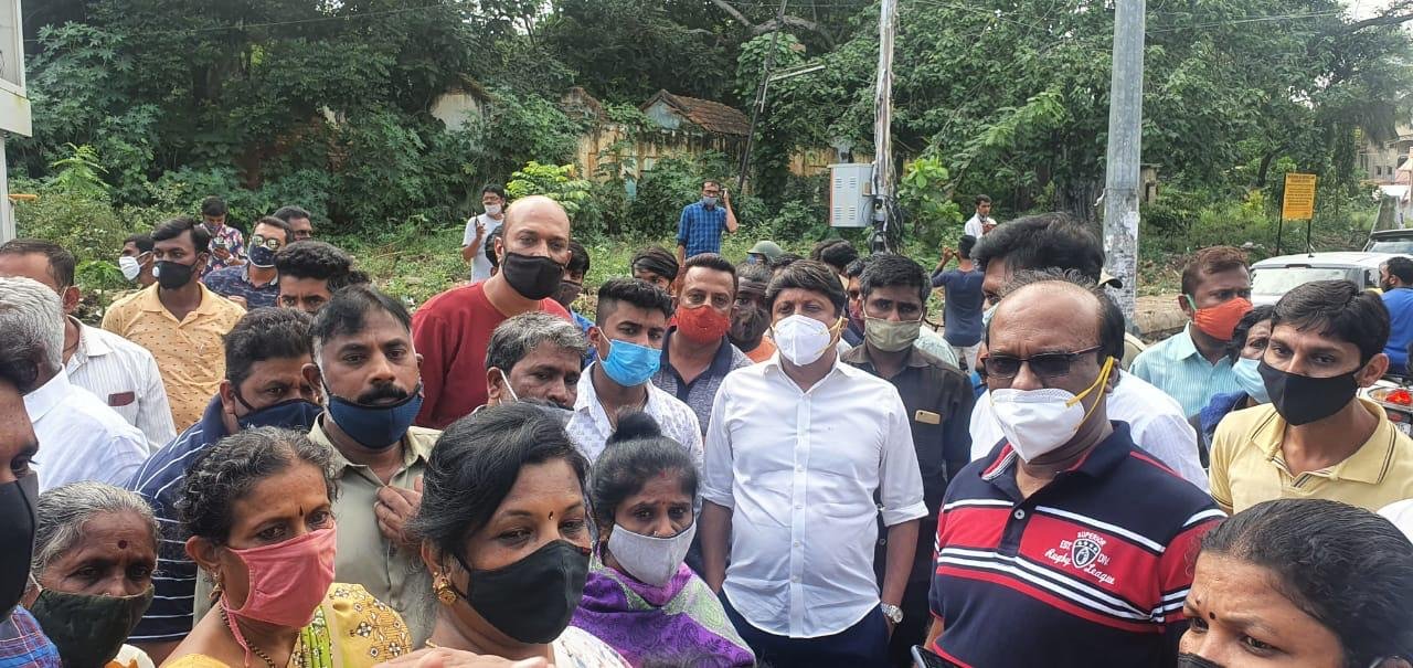 Protests over nodal officer's eviction drive JC Nagar locals block road, MLA wants officer replaced