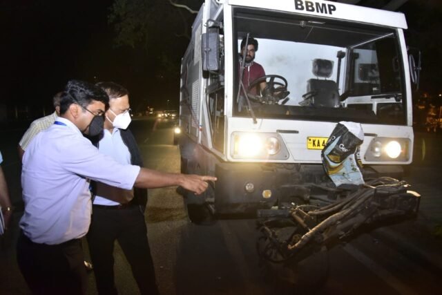 BBMP administrator, IAS officer Gaurav Gupta inspecting street sweeping