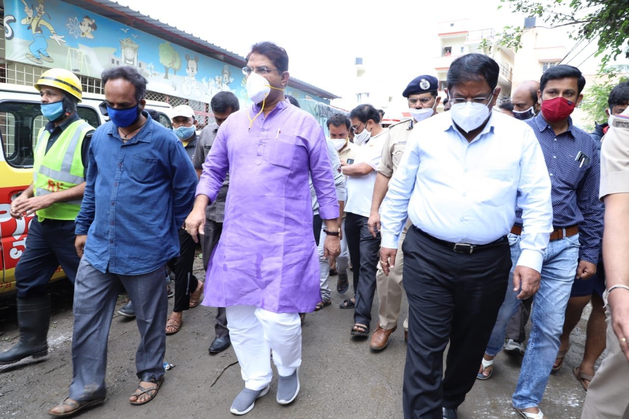 Hosakerehalli swims under 125 mm of Friday rain 2