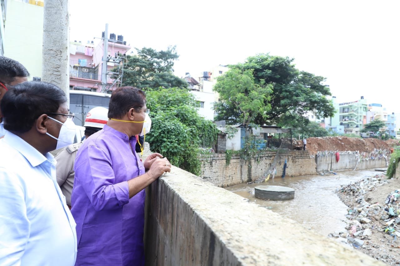 Hosakerehalli swims under 125 mm of Friday rain 3