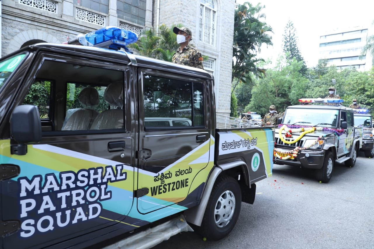 Marshals to fine maskless persons Rs 1,000 on the spot 3 Marshals to fine maskless persons Rs 1,000 on the spot 8 mobile squads launched, garbage dumpers will also be fined