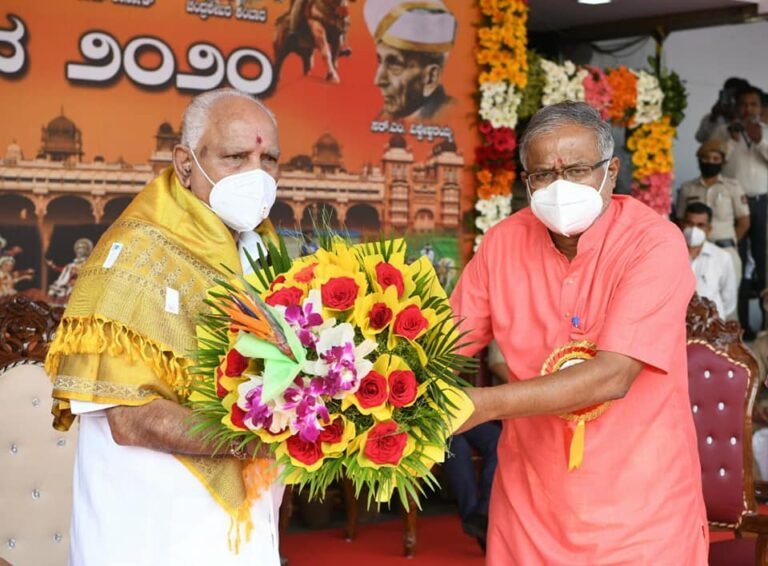 Every Kannadiga should use language in day-to-day life: Suresh Kumar