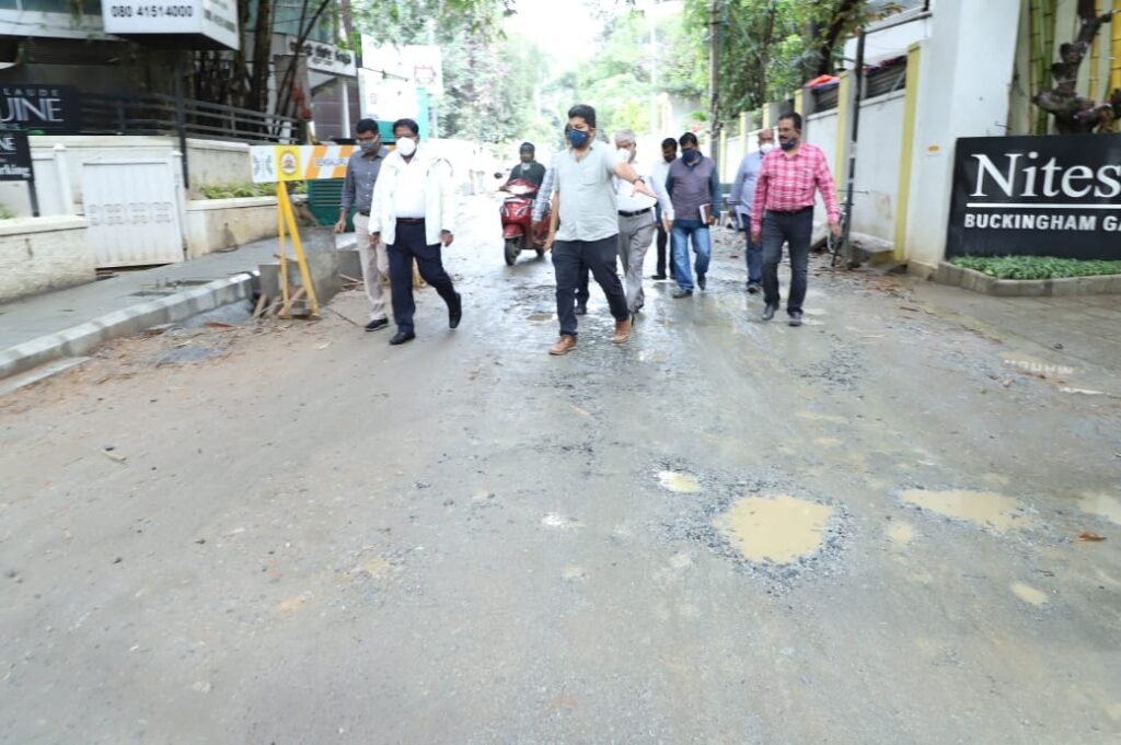 Lavelle Road to get (belatedly) 'smart' by April TenderSure project got delayed due to Covid-related lockdown