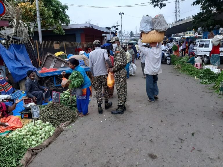 BBMP Marshals Social distancing