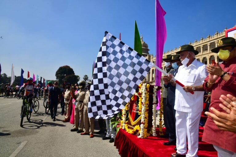 Karnataka CM flags off Aditya Mehta Foundation’s Infinity Ride-2020
