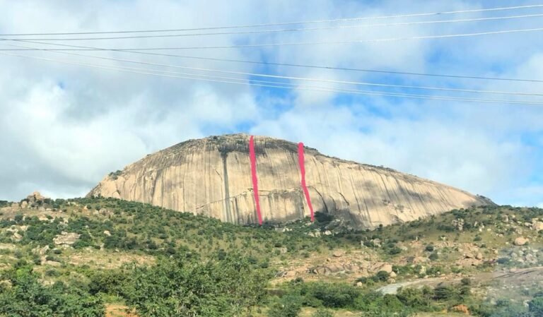 Eves take on daunting Madhugiri Hill climb Team of 6 comprises veteran climbers and beginners Dr Shalini Rajneesh lauds initiative of Dept of Youth Empowerment and Sports