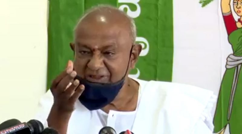 former Prime Minister HD Devegowda addressing media on Saturday in Bengaluru