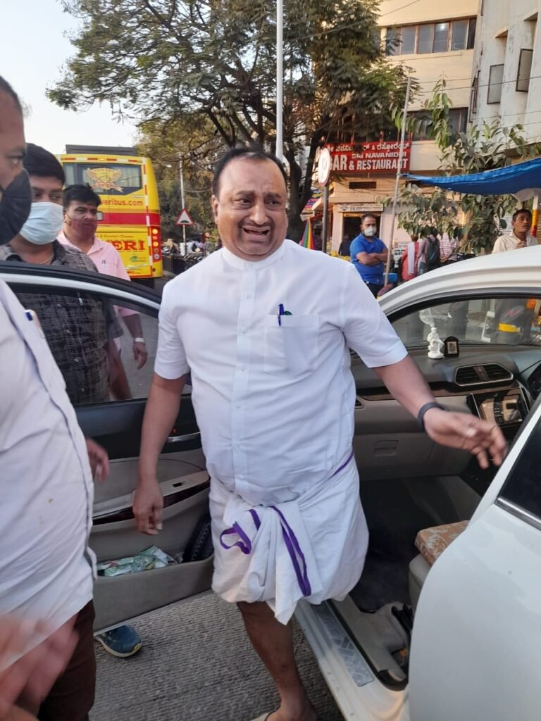 BBMP Assistant Director Town Planning Devendrappa arrested accepting Rs 20 lakh bribe