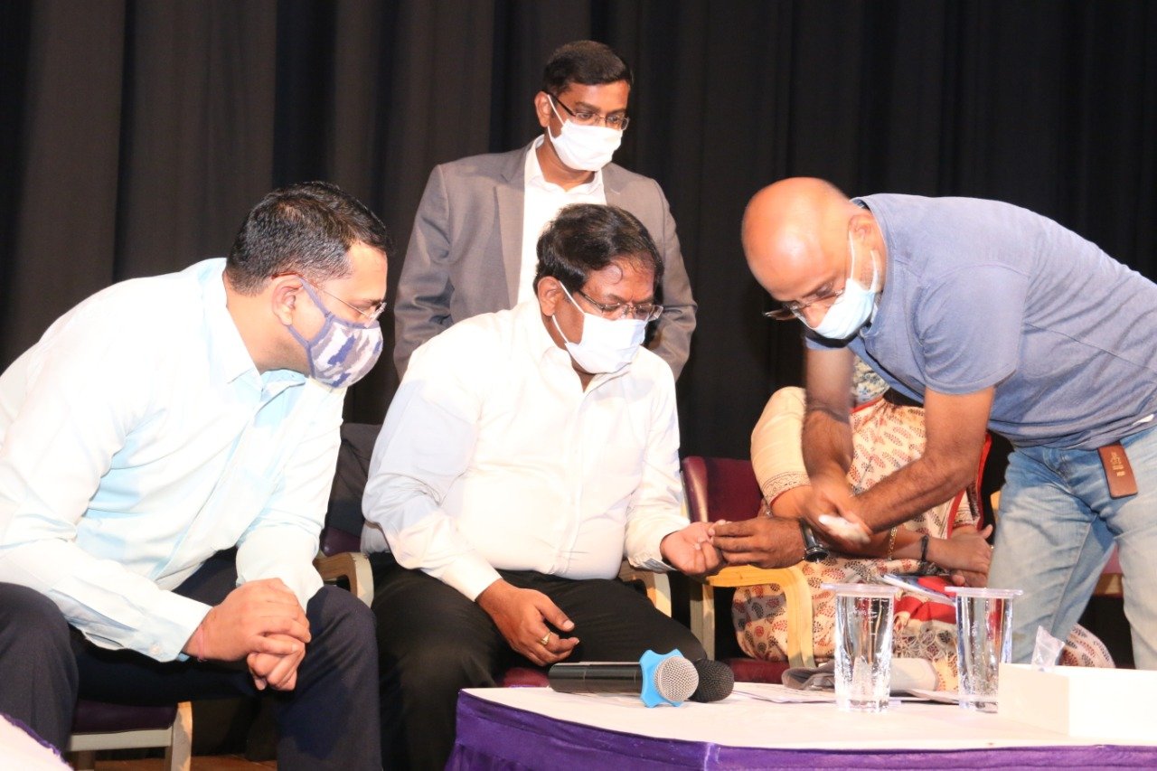 recipient can self-register for Covid19 3rd phase vaccination BBMP1