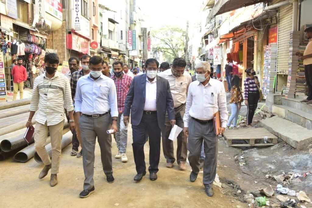 BBMP chief promises new-look Avenue Road in 10 months 2