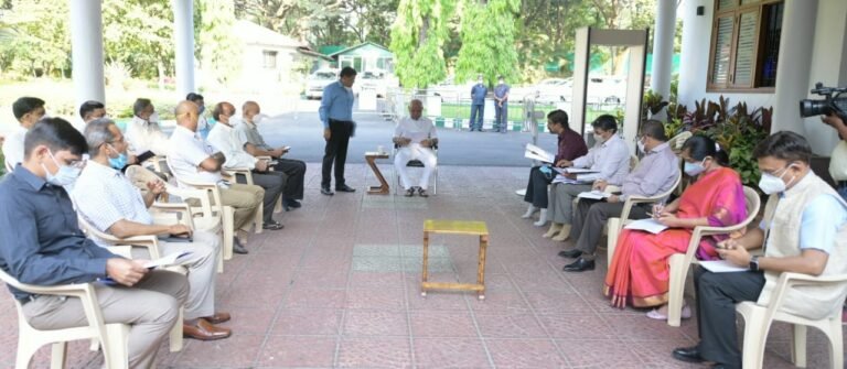 CM officials meeting covid19....