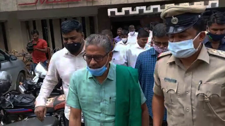 Kodihalli Chandrashekar detained as RTC employees’ strike enters 4th day
