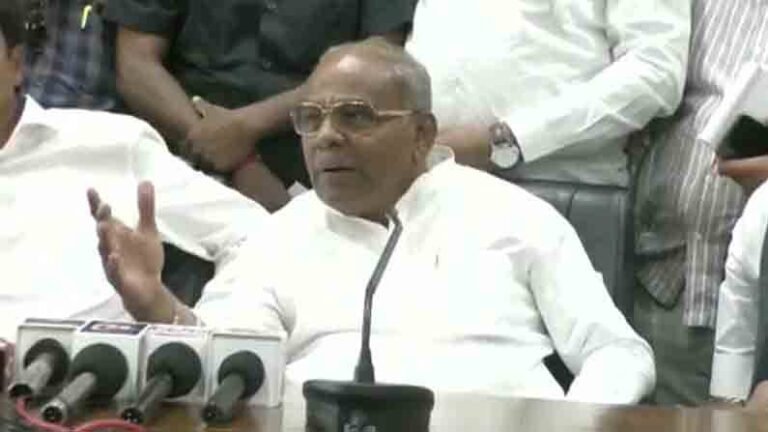 Karnataka Minister draws flak for asking farmer to die for seeking more rice in PDS