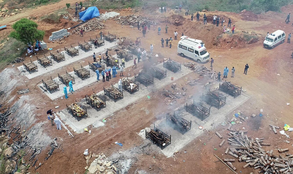 Cremation at Tavrekere