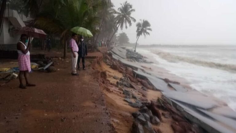 Cyclone Tauktae: 73 villages affected in Karnataka, 4 dead