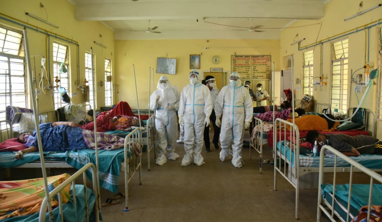 DCM Ashwathanarayana PPE kit Ramanagara1