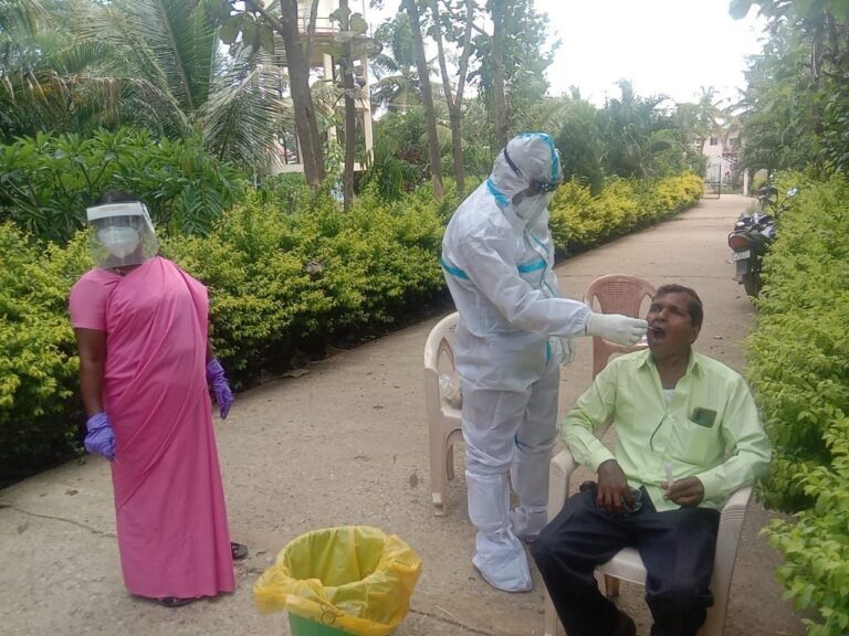 covid testing swab collection1