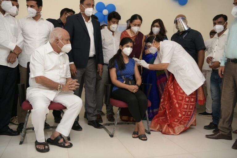 covid18 vaccination1