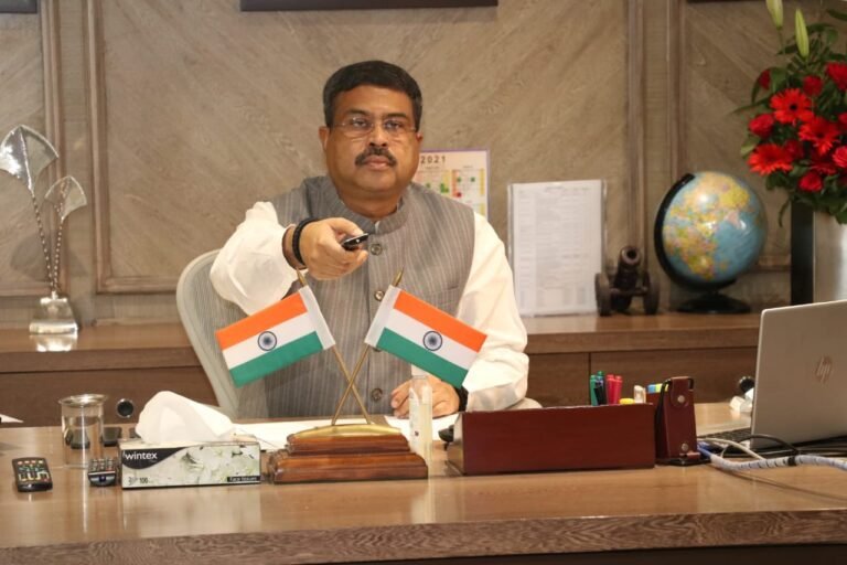 Union Minister Pradhan inaugurates several projects taken up by KIOCL in Karnataka