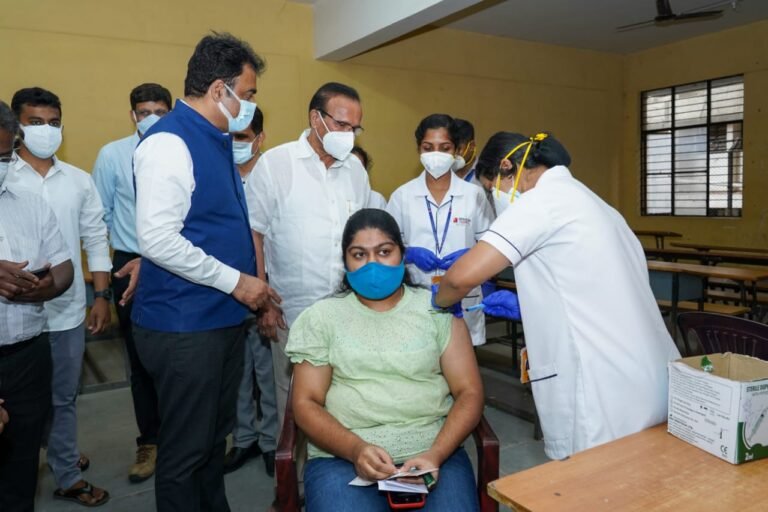 Sadananda Gowda launches free vaccination drive for students in Malleshwaram