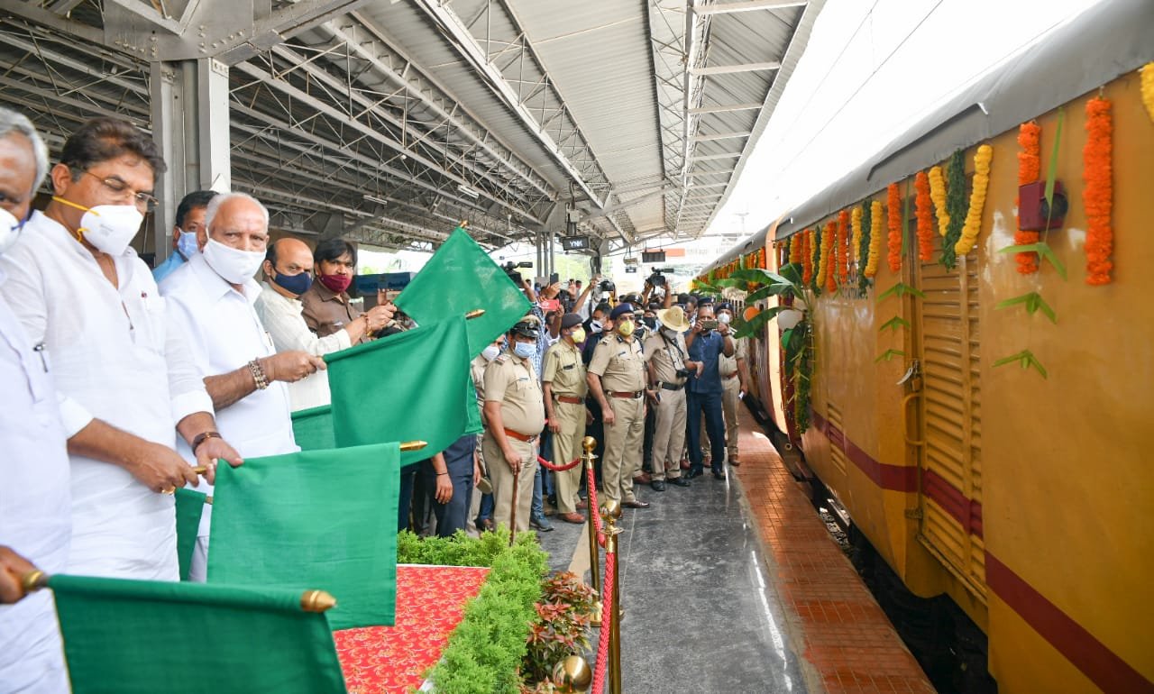 Yediyurappa calls upon farmers to make use of Kisan Rail