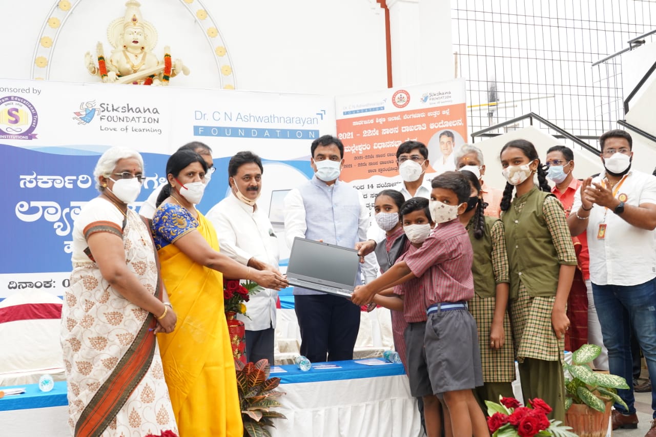 65.14% of college students vaccinated in Karnataka: DyCM