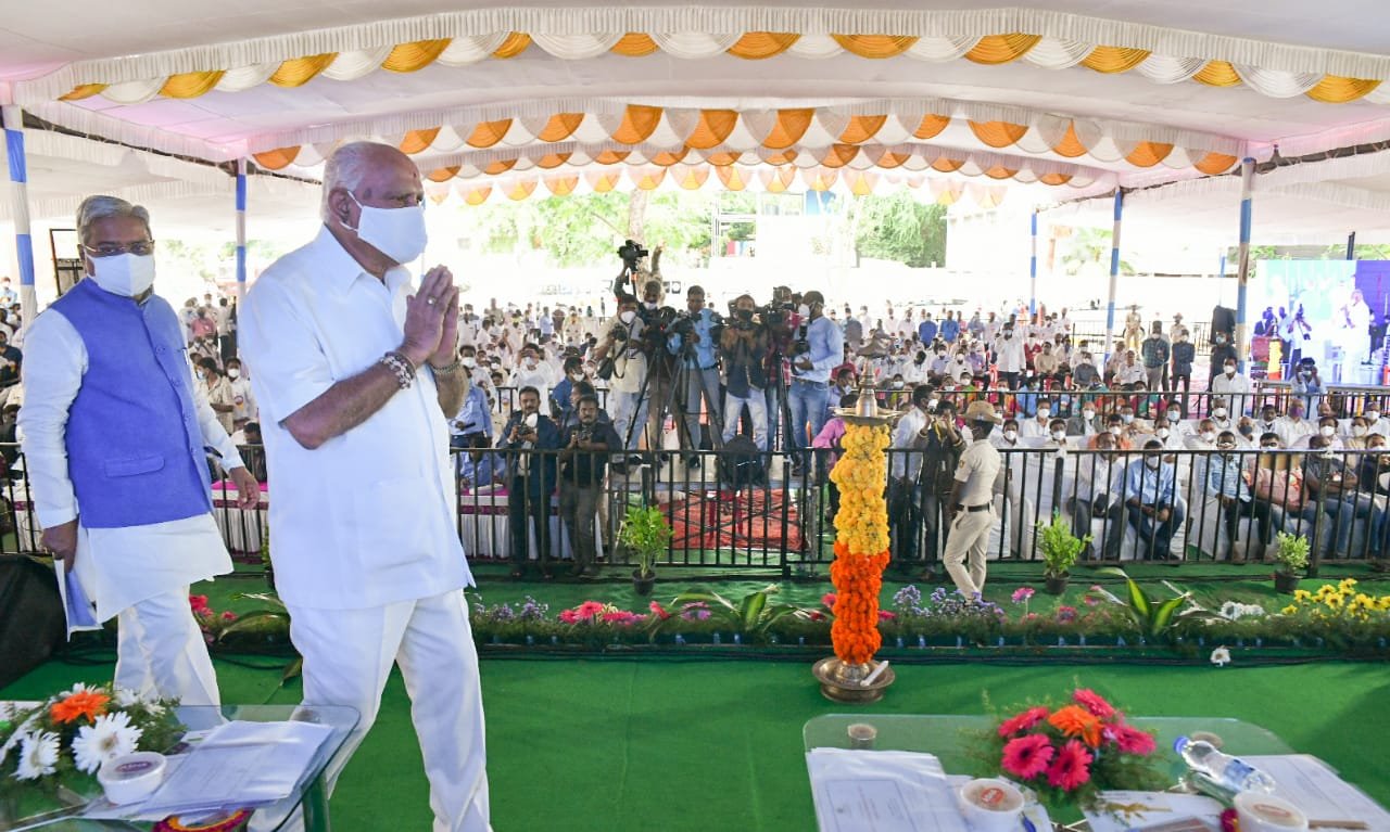 No discussion on cabinet reshuffle: Karnataka CM