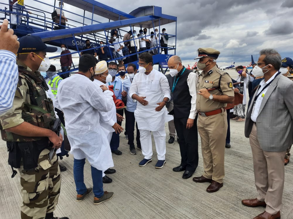 Karnataka guv-designate arrives in Bengaluru