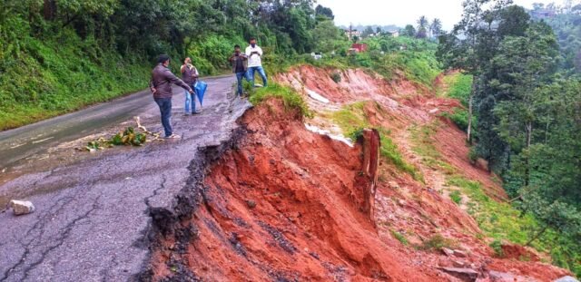 Landslide: Traffic blocked on Shiradi Ghat road