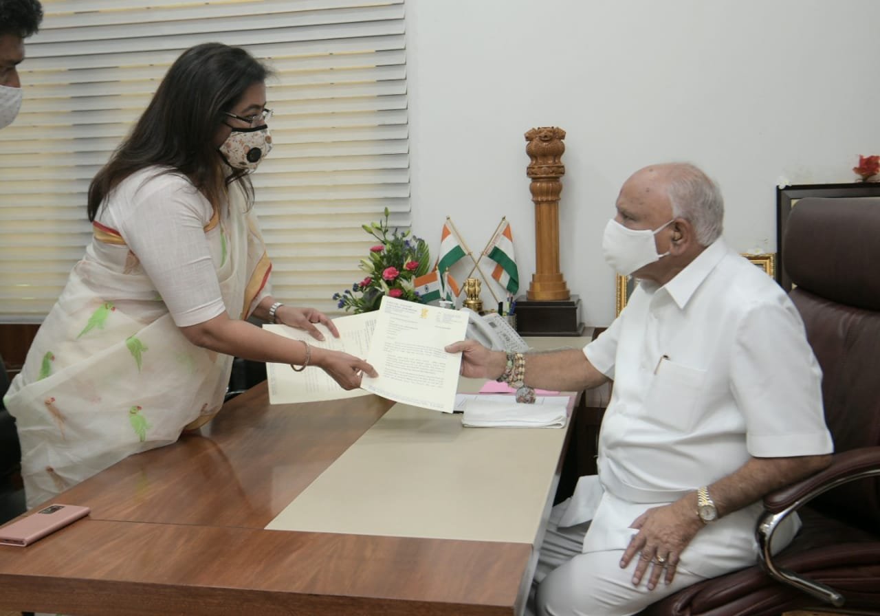 Kumaraswamy meets CM against leasing out 'MySsugar', targets Mandya MP Sumalatha Ambareesh 2