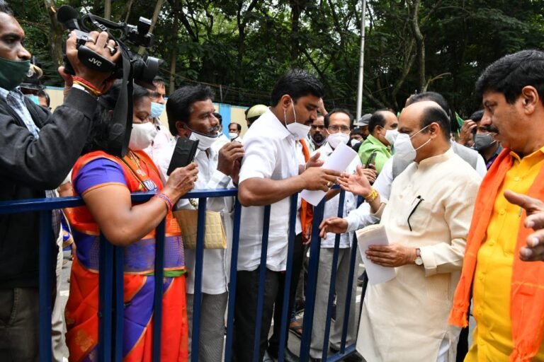 No proposal to cut petrol prices in state: Karnataka CM