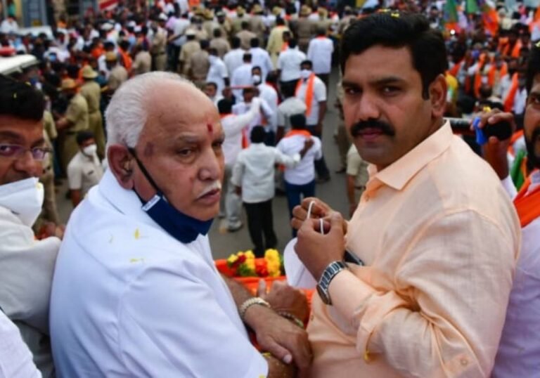 Karnataka High Court notice to Yediyurappa, son, relatives & former minister in corruption case