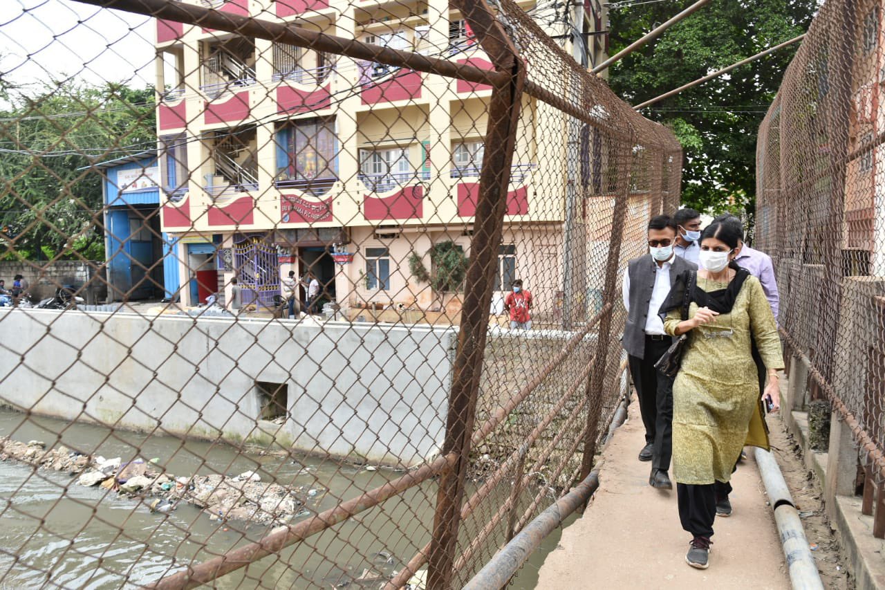 Karnataka ACS and BBMP chief review work on Koramangala waterway