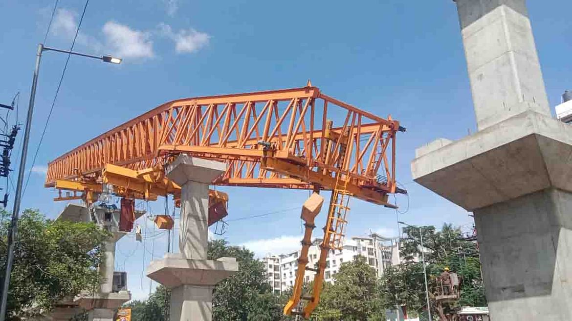 Lucky escape for Bengaluru Metro workers as crane falls 40 feet