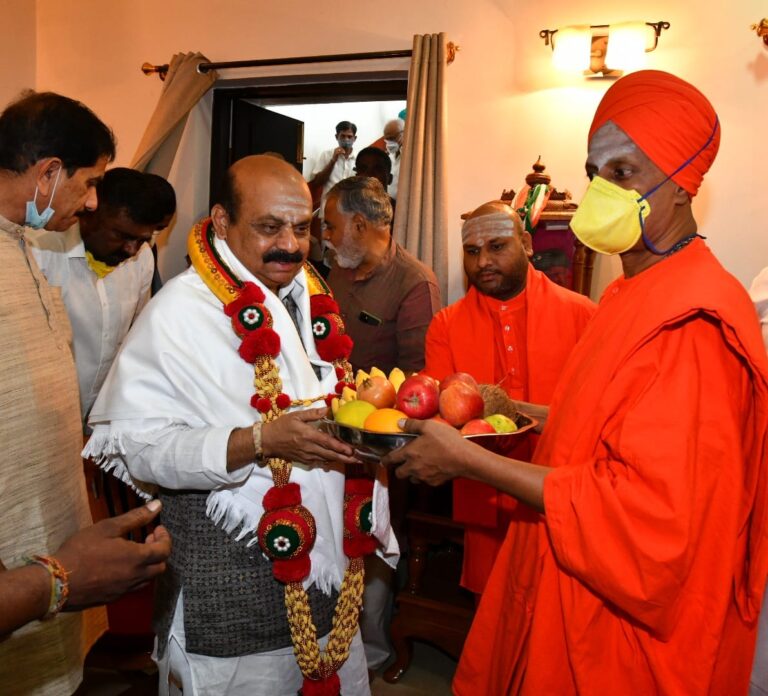 Karnataka seeks additional Central grants for crop input subsidy: CM Central team's visit to assess rain-related crop loss awaited: Bommai TUMAKURU: The state government has written to the Centre seeking additional grants for crop input subsidy, Chief Minister Basavaraj Bommai said here on Monday. He was speaking to media persons after participating in a programme to pay tributes to Sri Shivakumara Swamiji of Siddaganga Mutt here. "Recent unseasonal rains have caused huge crop losses across the state. We have written to the Union Secretary for Disaster Management seeking additional grants to compensate the affected farmers," Bommai said. "We have requested the Centre to send an inter-ministerial team immediately to assess the extent of crop loss as the Centre had asked about the additional financial assistance required for calamity relief. The state government has already begun a crop survey," Bommai said. District administrations in the state have Rs 685 crore to disburse input subsidy. The relief is being paid in many districts where the crop survey details have already been uploaded onto the Parihara App, the Chief Minister said. Covid precautions Replying to a question about the rise in Covid cases in some parts of the state, Bommai said stringent precautions were being taken to prevent and control the spread of the pandemic. Containment zones have been created, testing has been intensified and some of the test samples have been sent for genome sequencing. International passengers at airports are being screened and only those who have a negative RT-PCR report are being allowed to enter the cities. Students from Kerala who are studying in various colleges of the state are being compulsorily tested, Bommai said. Karnataka has issued its own guidelines and tightened precautions in accordance with the instructions from the Prime Minister, he added.