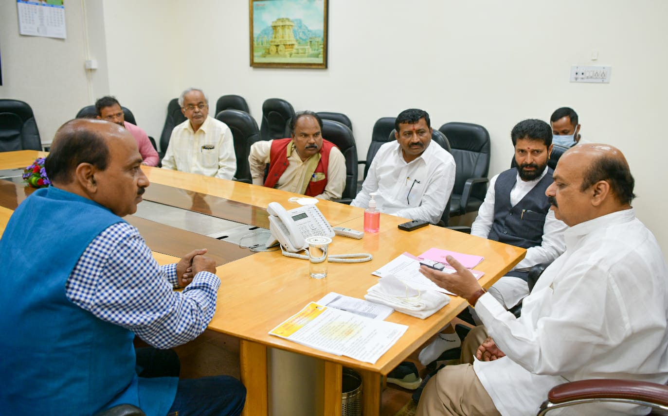 Karnataka CM announces Rs 10 cr for Kannada Bhavan in Goa