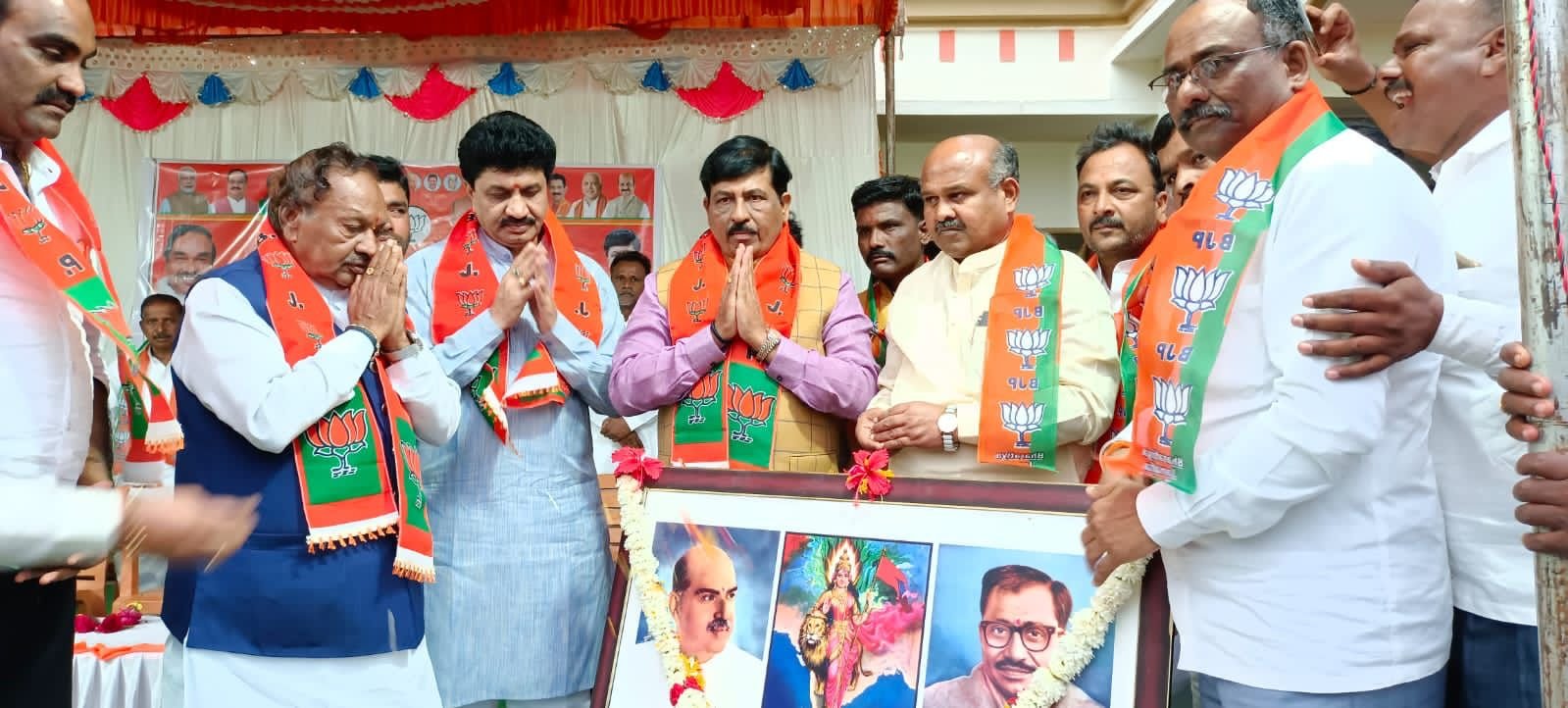 Murugesh Nirani will be Karnataka CM Eshwarappa