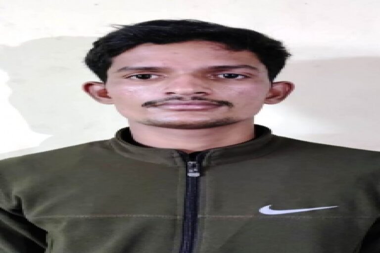 Accused Honnappa Duradappa Malagi, Crime Police Constable attached to Vidyaranyapura police station