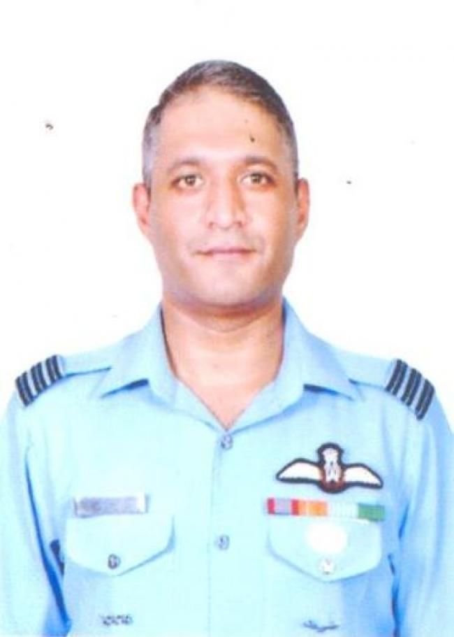 Lone survivor of IAF chopper crash Group Capt Varun Singh succumbs to injuries Lone survivor of IAF chopper crash Group Capt Varun Singh succumbs to injuries