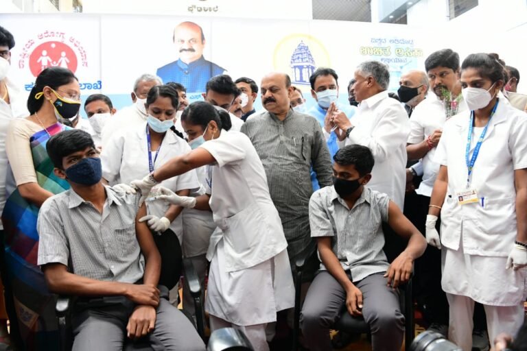 Vaccination for adolescents between 15-18 rolled out in Karnataka