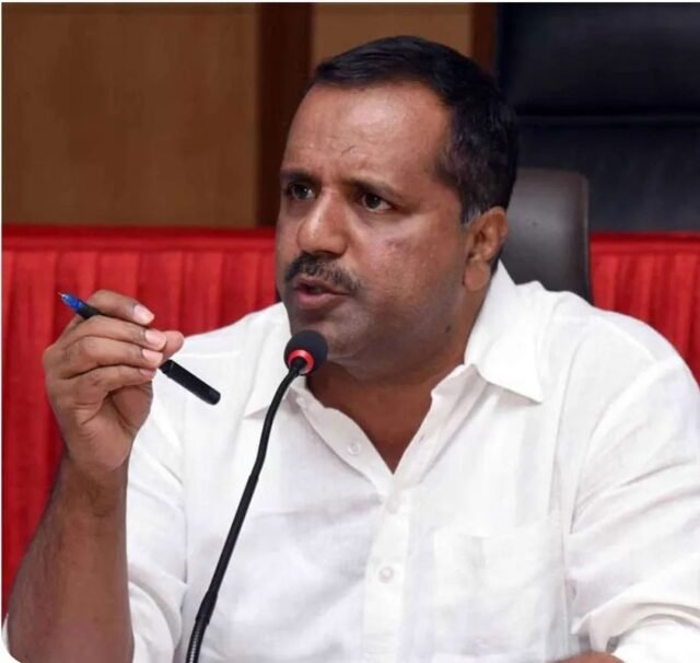 The Congress on Sunday appointed party MLA and former Minister U T Khader as the Deputy Leader of the Congress Legislature Party in the state legislative Assembly.