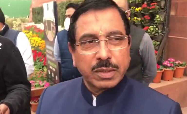 Everyone should follow dress code in schools; some fanatics making it an issue: Joshi on hijab row