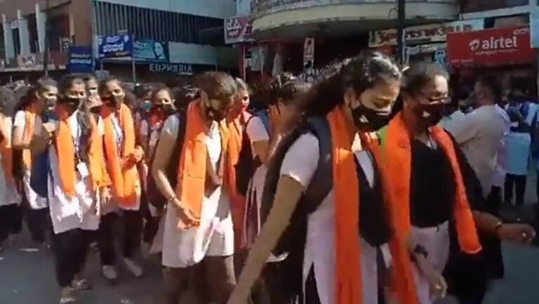 Hijab row spills into streets at Kundapur