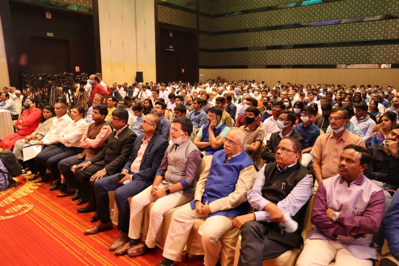 FM airs concern over rising crude oil price