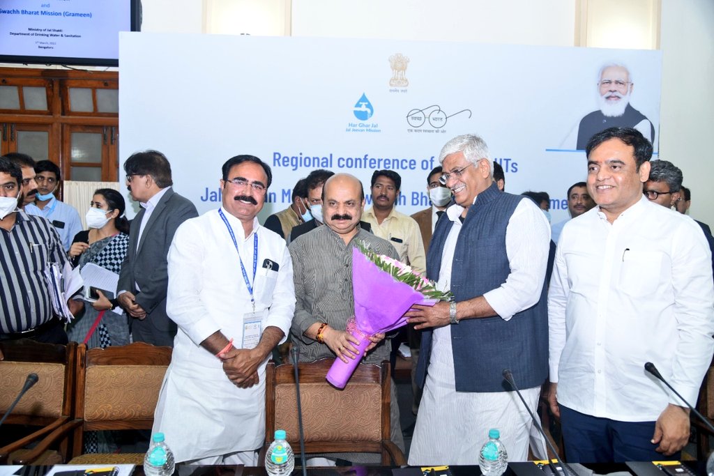 Ready to facilitate talks between Karnataka, TN on Mekedatu: Union Jal Shakti Minister