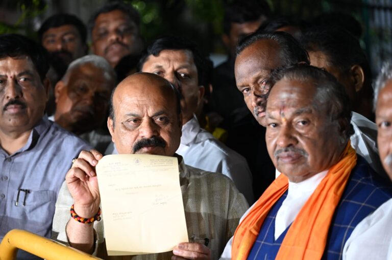 Contractor's death: Karnataka Minister Eshwarappa tenders resignation